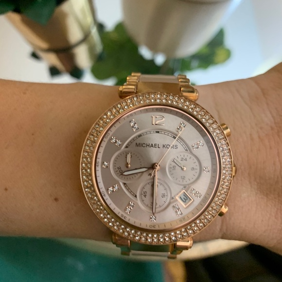 Rose Gold Michael Kors Watch - Picture 5 of 5